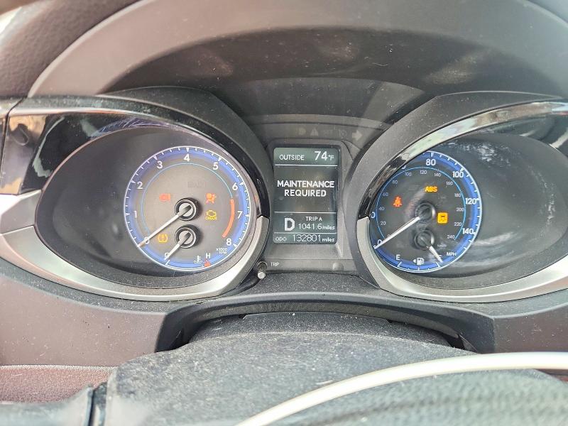 2014 Toyota Corolla VIN 5YFBURHE7EP034998 COPART salvage auction — FRONT END, Tx - Salvage Vehicle Title, sold $1,250 on 2026-07-09 (photo 9)