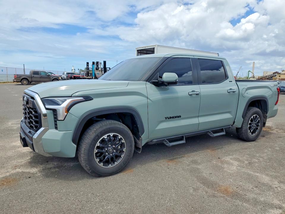 2025 Toyota Tundra VIN 5TFLA5DB6SX247150 COPART salvage auction — SIDE, Hi - Certificate Of Salvage, sold $11,300 on 2026-07-27 (photo 1)
