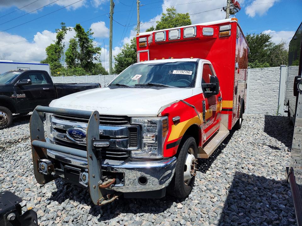2019 Ford F-350 super duty VIN 1FDRF3GT5KEF24544 COPART salvage auction — SIDE, Fl - Cert Of Title Slvg Rebuildable, sold $18,200 on 2026-07-29 (photo 1)