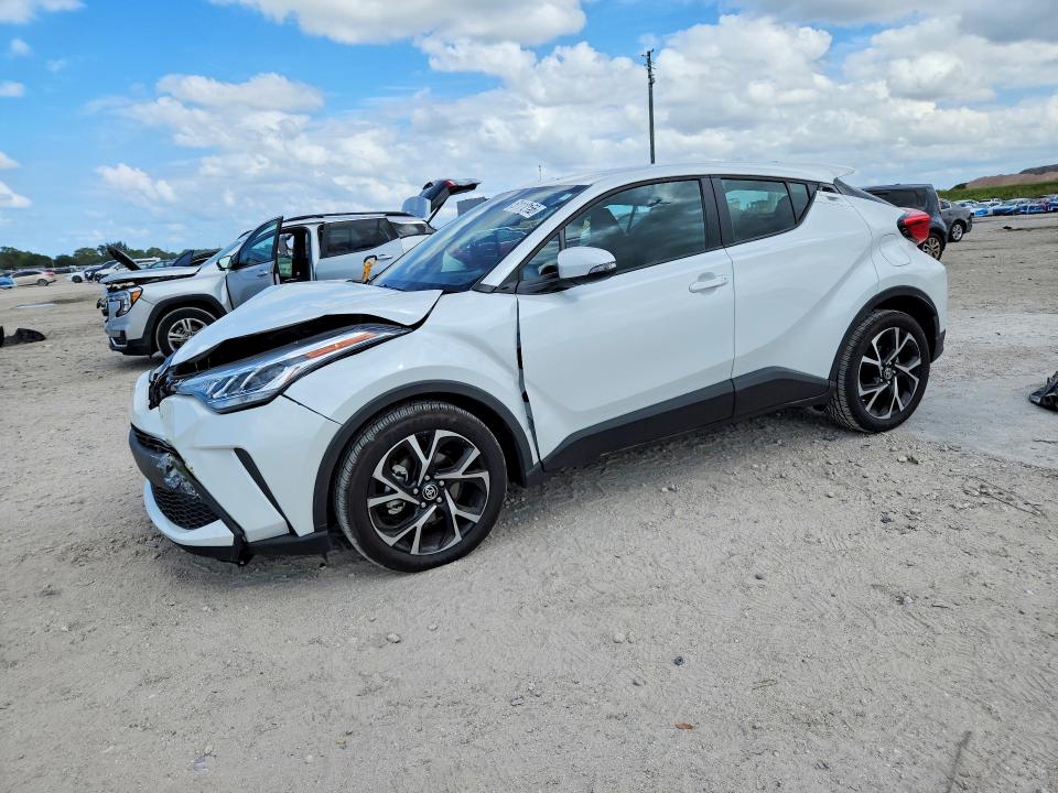 2022 Toyota C-hr VIN NMTKHMBX4NR147962 COPART salvage auction — FRONT END, Fl - Certificate Of Destruction, sold $11,100 on 2026-07-02 (photo 1)