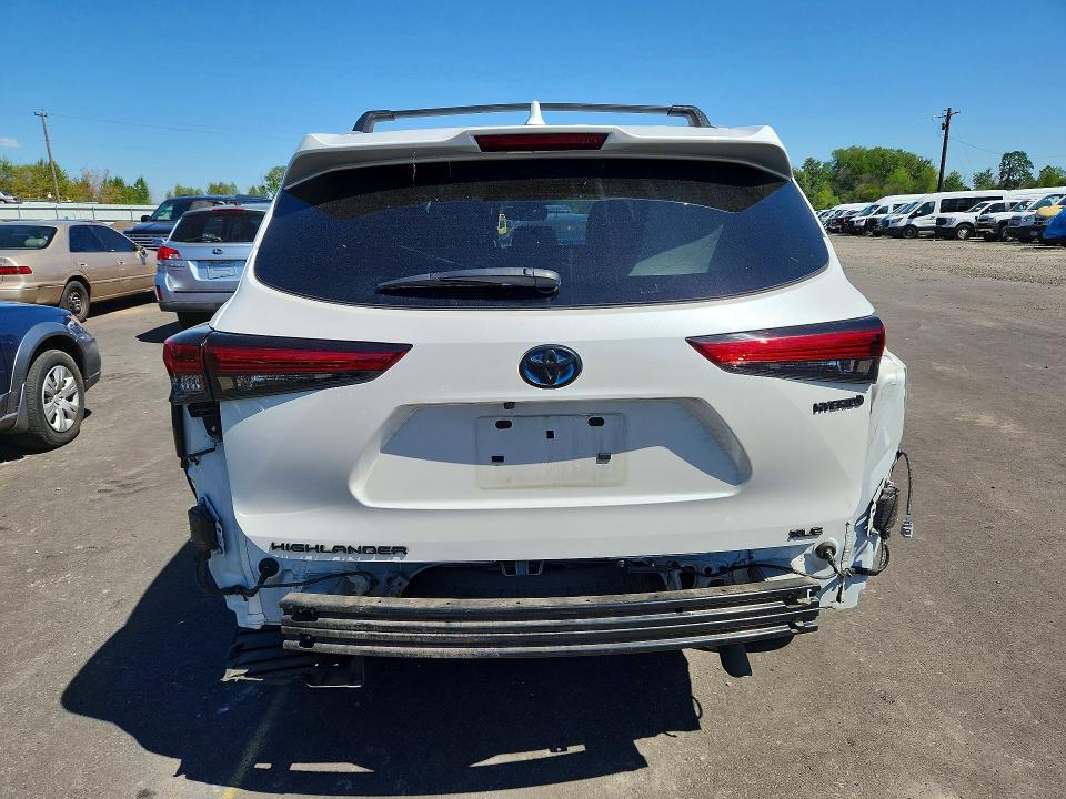 2023 Toyota Highlander VIN 5TDKBRCH3PS577217 COPART salvage auction — REAR END, OR, sold $10,400 on 2026-07-29 (photo 6)