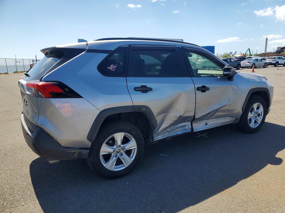 2021 Toyota Rav 4 VIN JTMW1RFV0MD064245 COPART salvage auction — SIDE, Hi - Certificate Of Salvage, sold $8,500 on 2026-07-27 (photo 3)