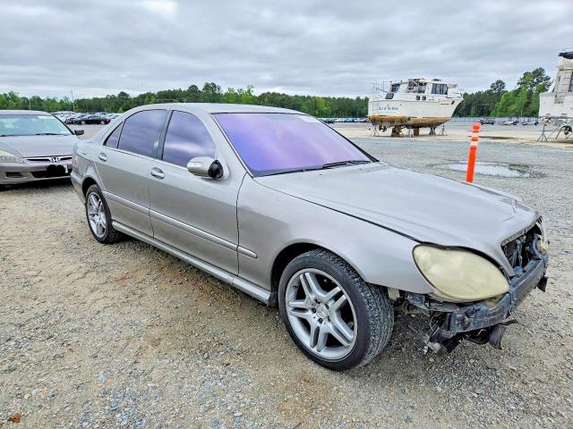 2006 Mercedes-benz S-klasse VIN WDBNG75J06A484488 COPART salvage auction — FRONT END, Nc - Salvage Certificate Of Title, sold $750 on 2026-07-13 (photo 4)