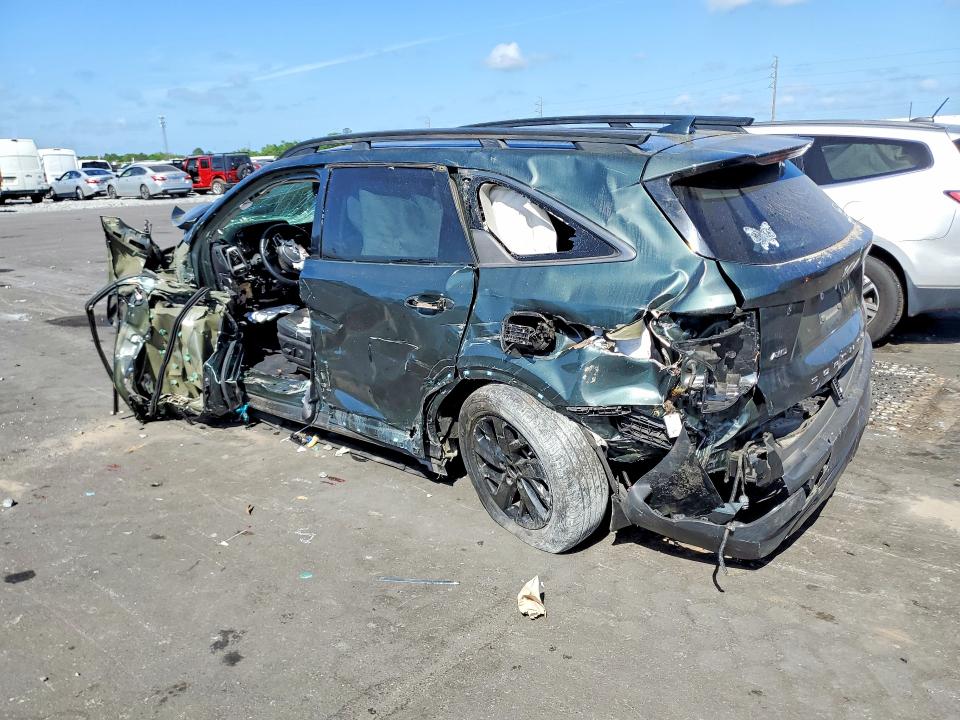 2022 Kia Sorento VIN 5XYRLDLC1NG131192 COPART salvage auction — ROLLOVER, Fl - Cert Of Destruct-No Vin Plate, sold $1,550 on 2026-07-27 (photo 2)
