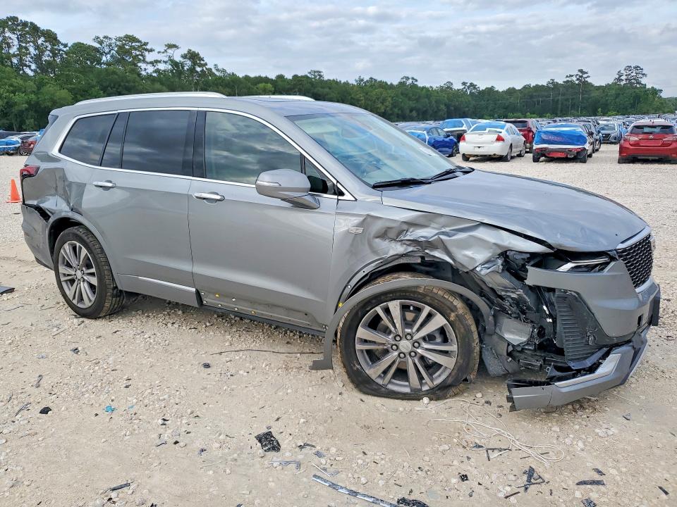 2023 Cadillac Xt6 VIN 1GYKPCRS9PZ109096 COPART salvage auction — FRONT END, Tx - Certificate Of Title, sold $7,400 on 2026-07-14 (photo 4)