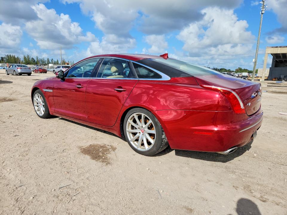 2014 Jaguar Xj VIN SAJWJ1CD4E8V66006 COPART salvage auction — NORMAL WEAR, Fl - Certificate Of Title, sold $850 on 2026-07-30 (photo 2)