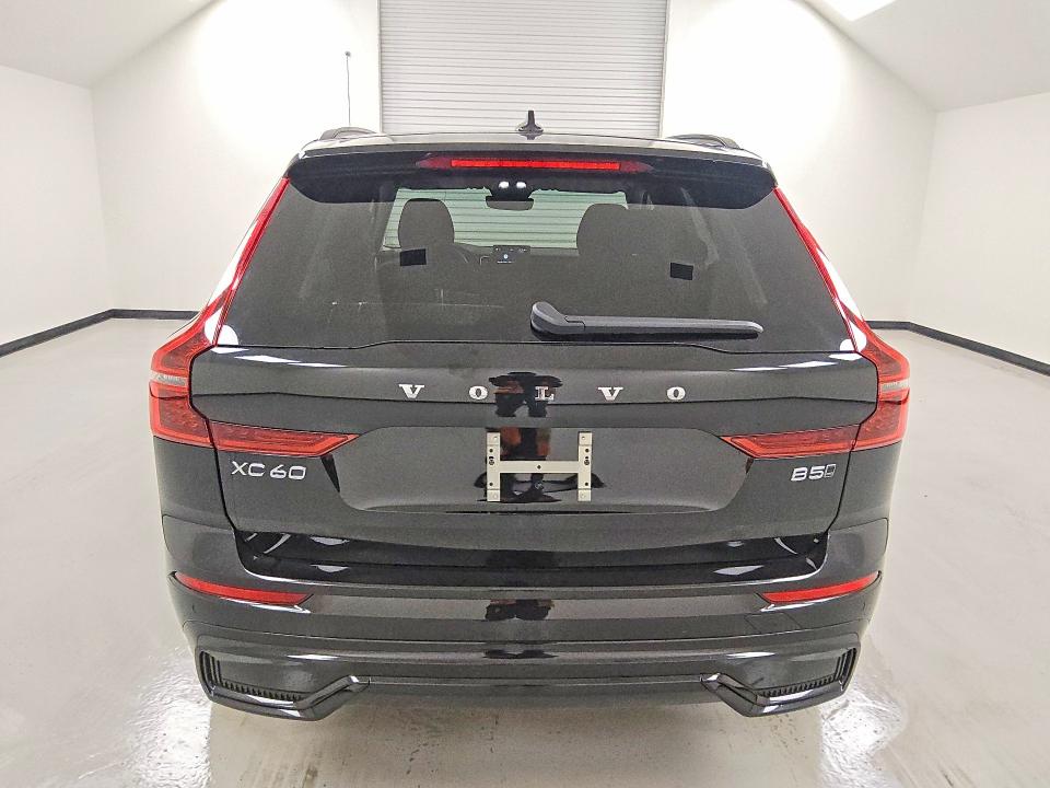 2026 Volvo Xc60 VIN YV4M12RJ3T1423821 COPART salvage auction — SIDE, TX - CERTIFICATE OF TITLE, sold $22,000 on 2026-07-09 (photo 6)
