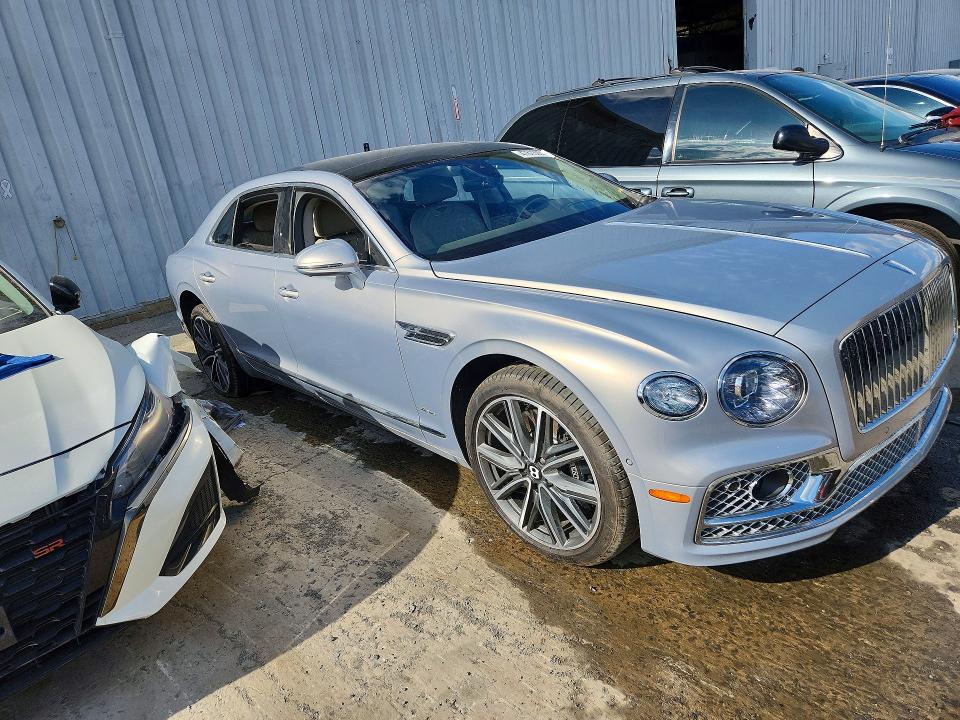 2024 Bentley Flying spur VIN SCBBR6ZG3RC017360 COPART salvage auction — UNDERCARRIAGE, Ga - Clean Title With Theft History, sold $36,500 on 2026-07-29 (photo 4)