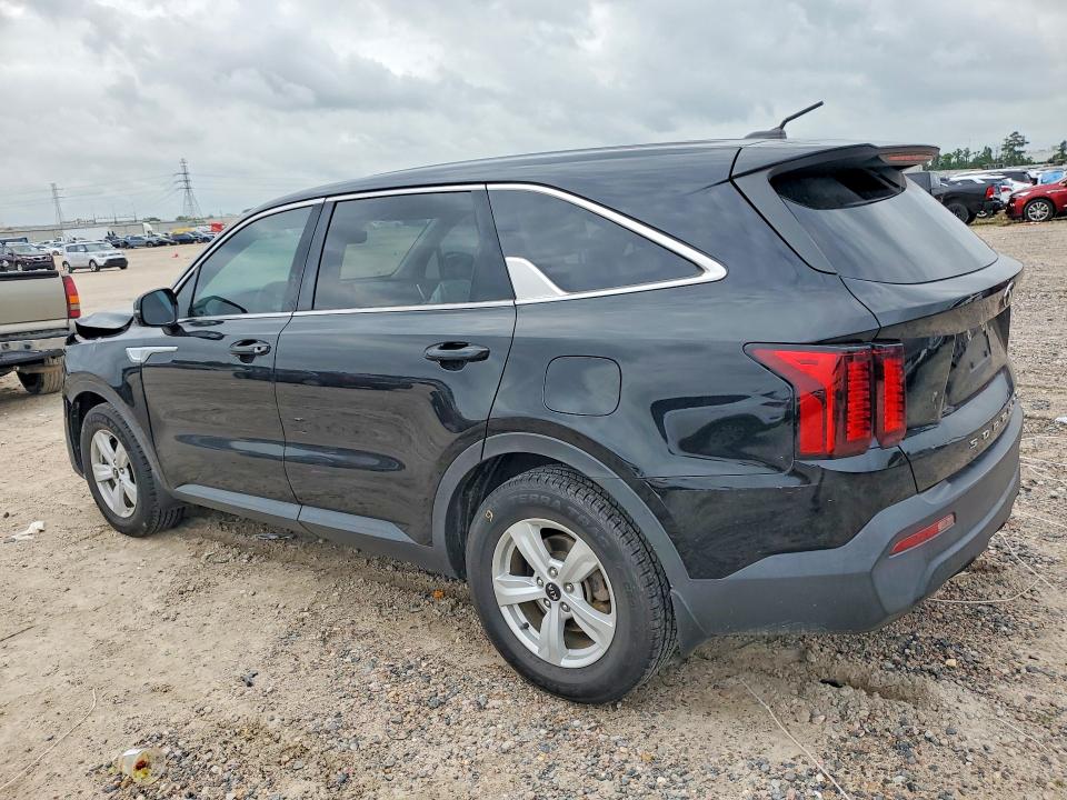 2021 Kia Sorento VIN 5XYRG4LC4MG065742 COPART salvage auction — FRONT END, Tx - Salvage Vehicle Title, sold $5,400 on 2026-07-31 (photo 2)