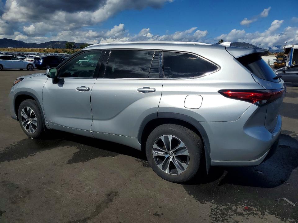 2022 Toyota Highlander VIN 5TDGBRCH9NS539400 COPART salvage auction — FRONT END, Ca - Salvage Certificate, sold $15,600 on 2026-07-29 (photo 2)