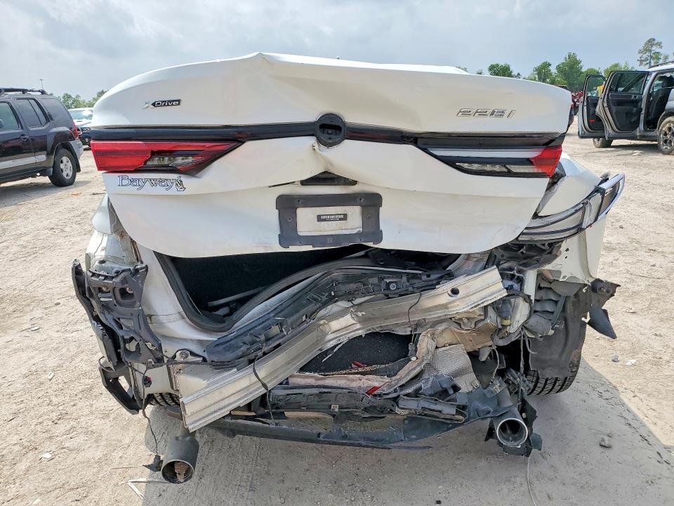 2022 BMW 2er VIN WBA73AK06N7K16889 COPART salvage auction — REAR END, Tx - Salvage Vehicle Title, sold $4,250 on 2026-07-17 (photo 6)