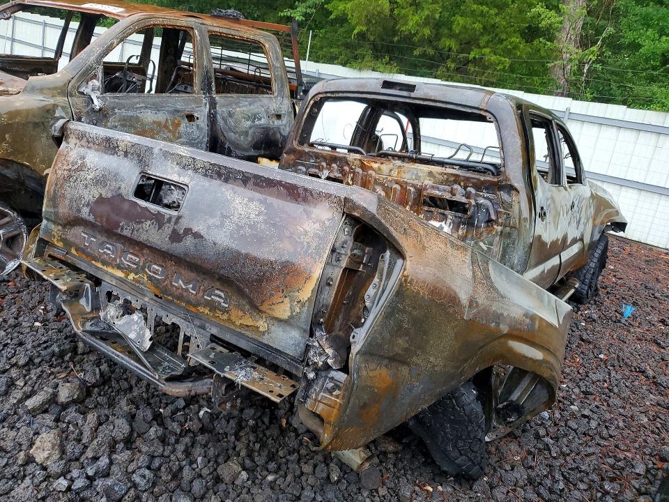 2019 Toyota Tacoma VIN 5TFAX5GNXKX151646 COPART salvage auction — BURN, TX - NONREPAIRABLE TITLE, sold $25 on 2026-07-27 (photo 3)