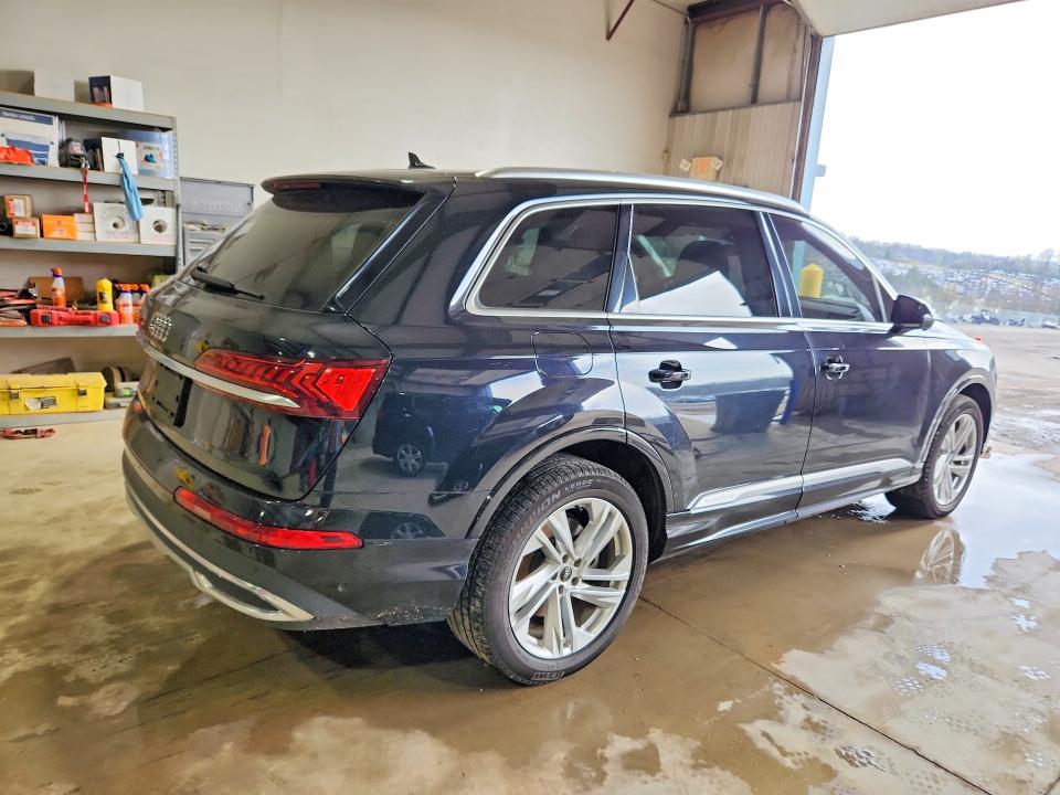 2021 Audi Q7 VIN WA1LJAF78MD038024 COPART salvage auction — MINOR DENT/SCRATCHES, Ny - Certificate Of Title (P), sold $15,800 on 2026-07-27 (photo 3)