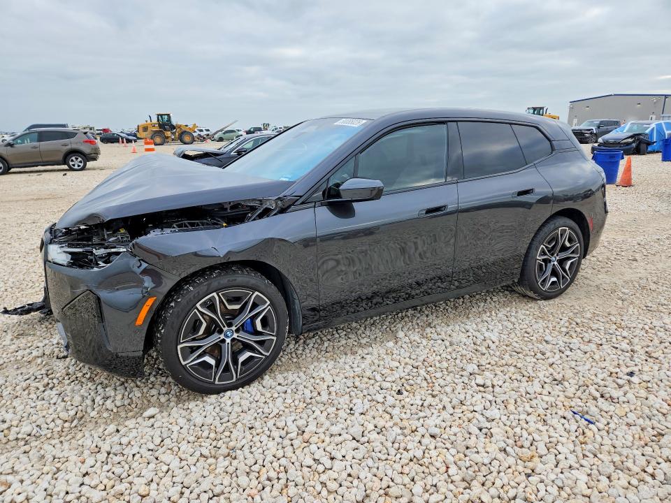2024 BMW Ix VIN WB523CF01RCR56071 COPART salvage auction — FRONT END, Salvage Title, sold $21,600 on 2026-07-16 (photo 1)