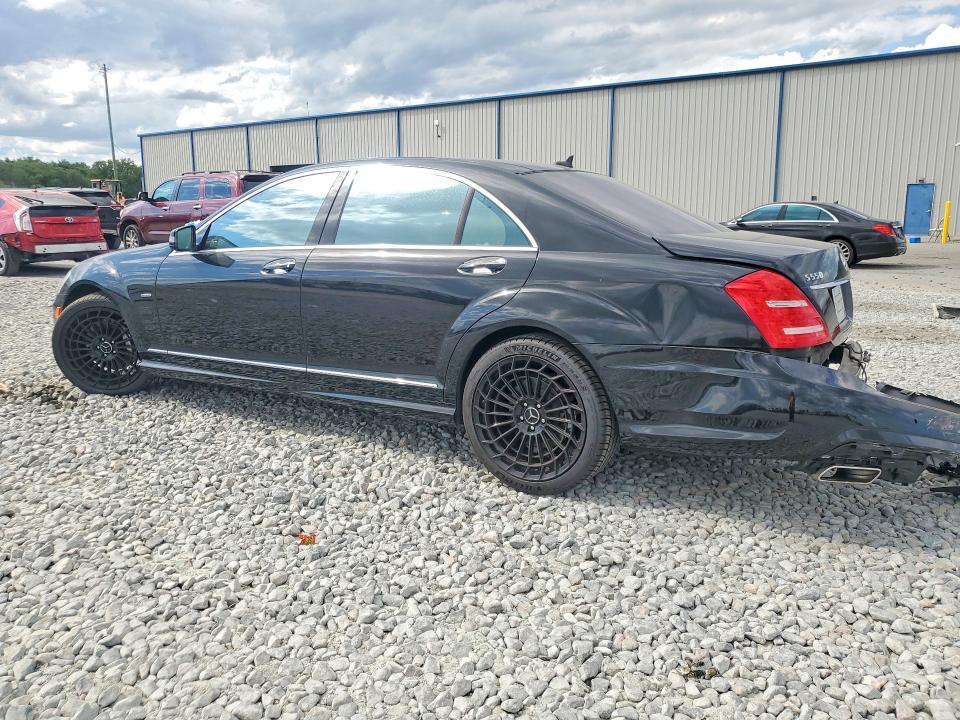 2012 Mercedes-benz S-klasse VIN WDDNG7DB5CA464427 COPART salvage auction — REAR END, Salvage Title, sold $6,000 on 2026-07-15 (photo 2)