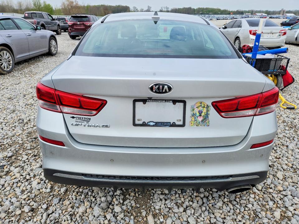 2019 Kia Optima VIN 5XXGT4L32KG291492 COPART salvage auction — BURN, Mi - Certificate Of Title, sold $1,100 on 2026-07-02 (photo 6)