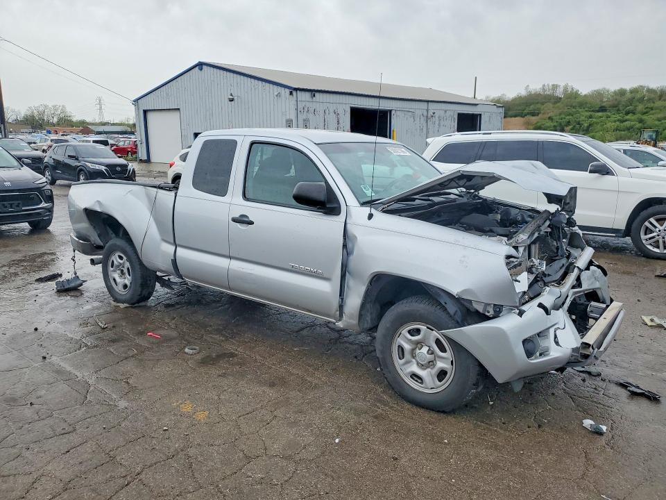 2013 Toyota VIN 5TFTX4CN6DX025313 COPART salvage auction — REAR END, Il - Salvage Certificate, sold $2,350 on 2026-07-10 (photo 4)
