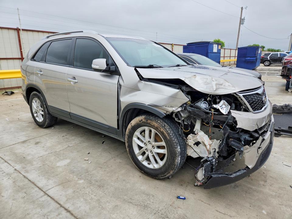 2015 Kia VIN 5XYKT3A60FG632651 COPART salvage auction — FRONT END, Tx - Salvage Vehicle Title, sold $850 on 2026-07-07 (photo 4)