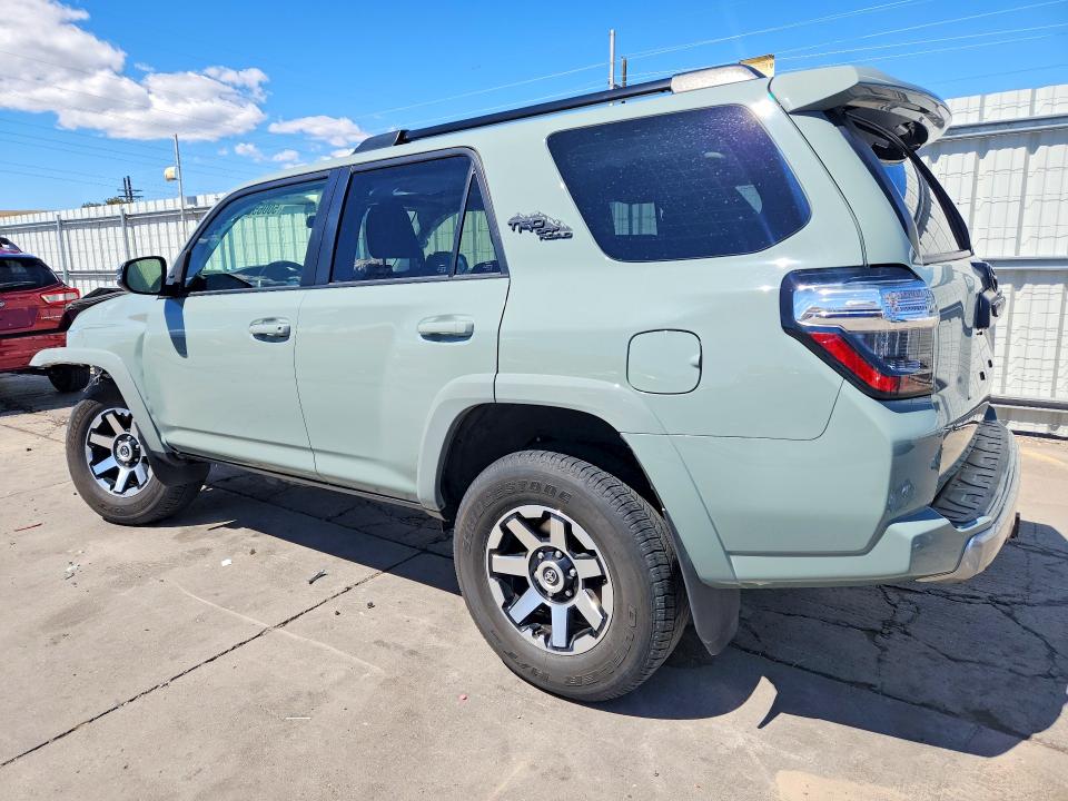 2022 Toyota 4runner VIN JTERU5JRXN6000710 COPART salvage auction — FRONT END, Co - Public - Salvage Title, sold $17,700 on 2026-07-02 (photo 2)