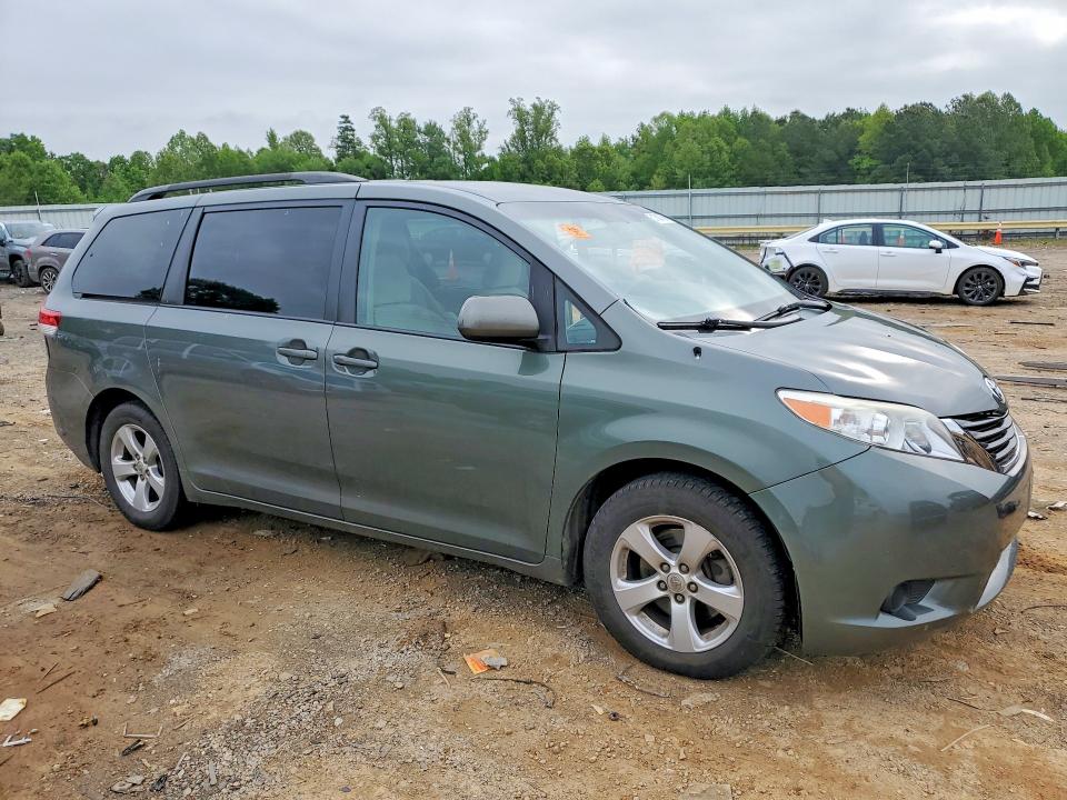 2014 Toyota Sienna VIN 5TDKK3DC2ES476330 COPART salvage auction — SIDE, Va - Cert Of Title - Salvage, sold $2,400 on 2026-07-06 (photo 4)