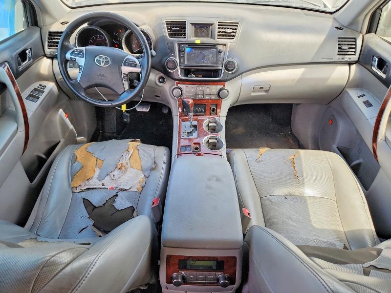 2013 Toyota VIN 5TDYK3EH7DS120006 COPART salvage auction — FRONT END, Ca - Salvage Certificate, sold $500 on 2026-07-21 (photo 8)