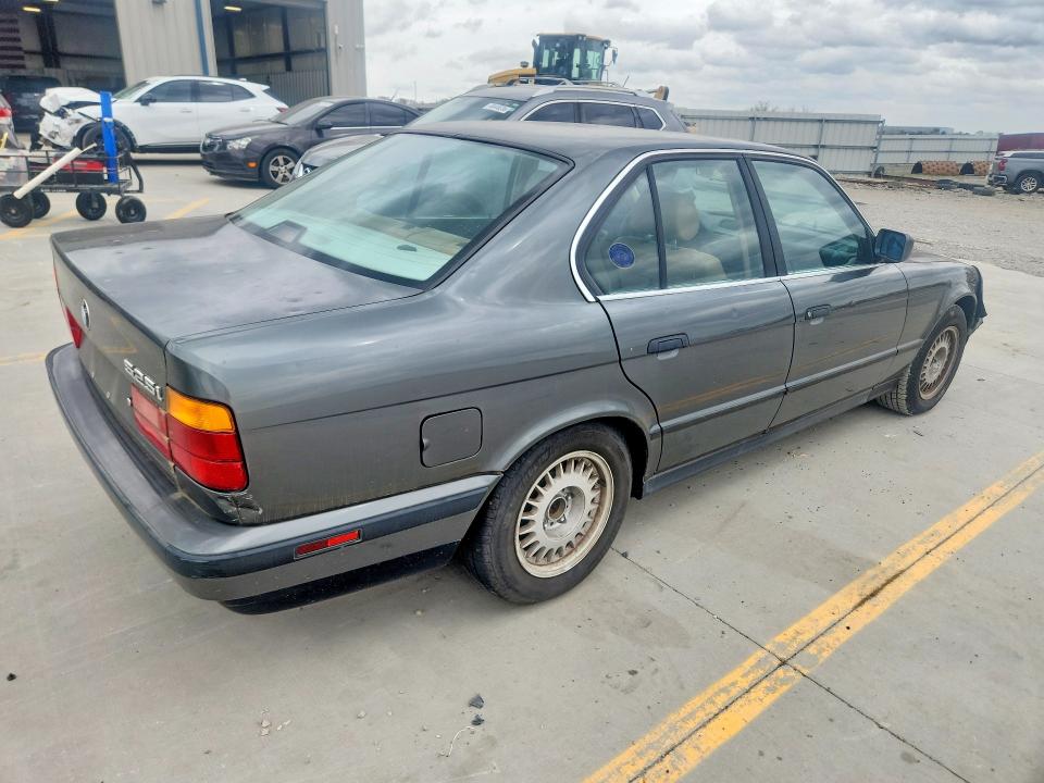 1989 BMW 5er VIN WBAHC2308KBE21554 COPART salvage auction — HAIL, Ky - Hail Salvage Brand, sold $1,150 on 2026-07-02 (photo 3)