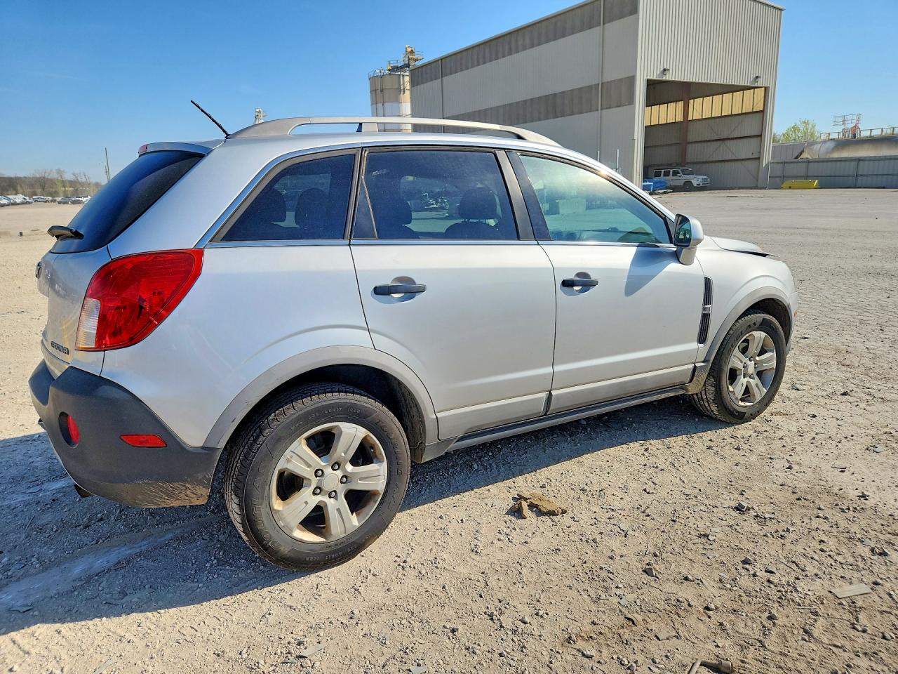 2014 Chevrolet Captiva VIN 3GNAL2EK5ES622103 COPART salvage auction — Front End, KS - CERT OF TITLE-SALVAGE, sold $675 on 2026-07-09 (photo 3)