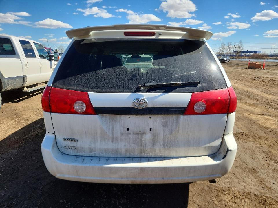 2009 Toyota Sienna VIN 5TDZK29C09S231050 COPART salvage auction — SIDE, Ab - Bos - Salvage, sold $1,750 on 2026-07-07 (photo 6)