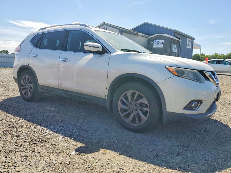 2016 Nissan Rogue VIN 5N1AT2MT0GC886918 COPART salvage auction — MINOR DENT/SCRATCHES, Ca - Dis/Dlr/Exp Only Clean Title (P), sold $1,750 on 2026-07-09 (photo 4)