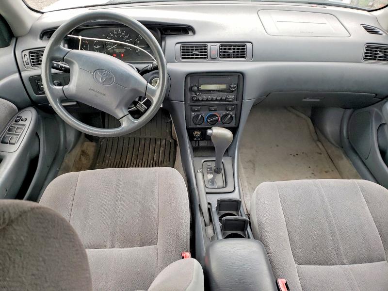 2000 Toyota Camry VIN JT2BG22K1Y0517097 COPART salvage auction — VANDALISM, On - Permit Rebuilt - Unfit, sold $150 on 2026-07-03 (photo 8)