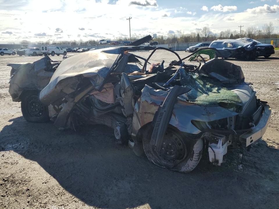 2006 Honda Civic VIN 2HGFG11316H006075 COPART salvage auction — ROLLOVER, Ny - Mv907A-Parts Only, sold $225 on 2026-07-20 (photo 4)