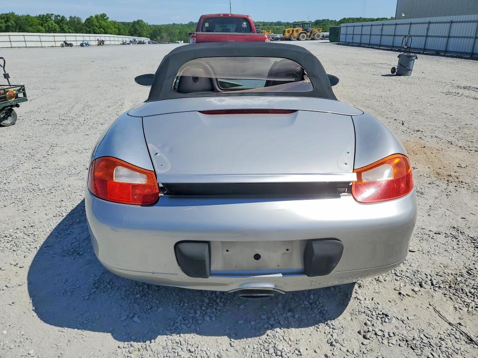 2002 Porsche Boxster VIN WP0CA29842U621011 COPART salvage auction — REAR END, NC - DEALER ONLY CLEAN TITLE, sold $2,350 on 2026-07-22 (photo 6)