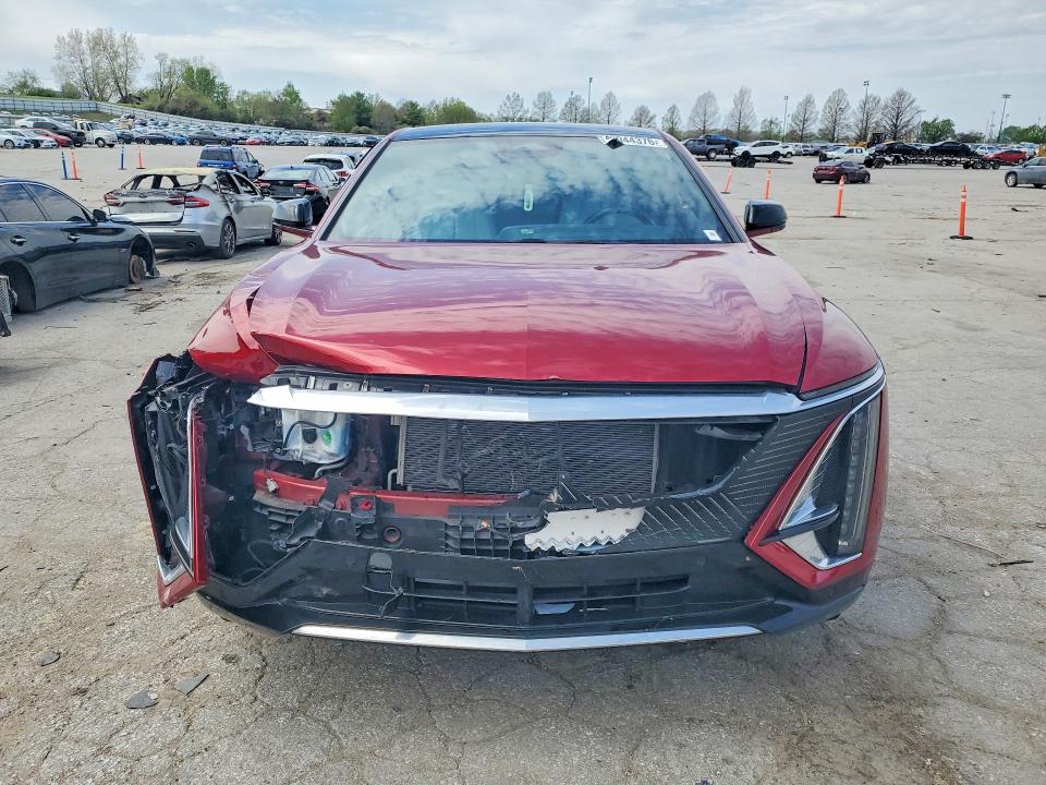 2024 Cadillac Lyriq VIN 1GYKPPRL3RZ110859 COPART salvage auction — FRONT END, Mo - Salvage Certificate Of Title, sold $12,000 on 2026-07-10 (photo 5)