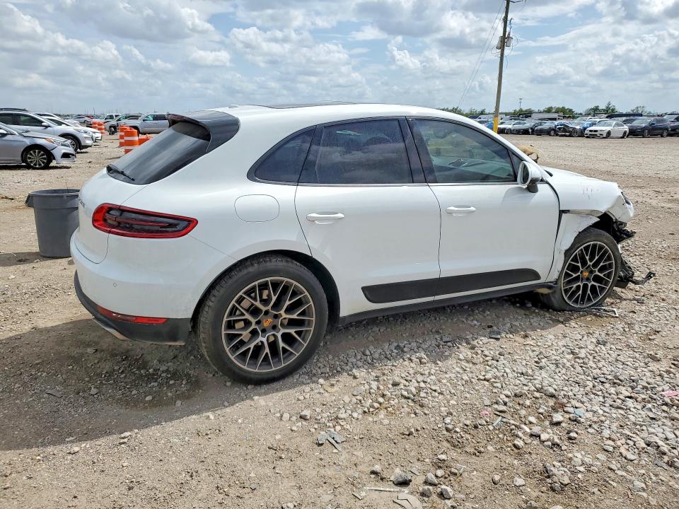 2017 Porsche Macan VIN WP1AA2A51HLB09390 COPART salvage auction — FRONT END, TX - SALVAGE VEHICLE TITLE, sold $6,300 on 2026-07-02 (photo 3)