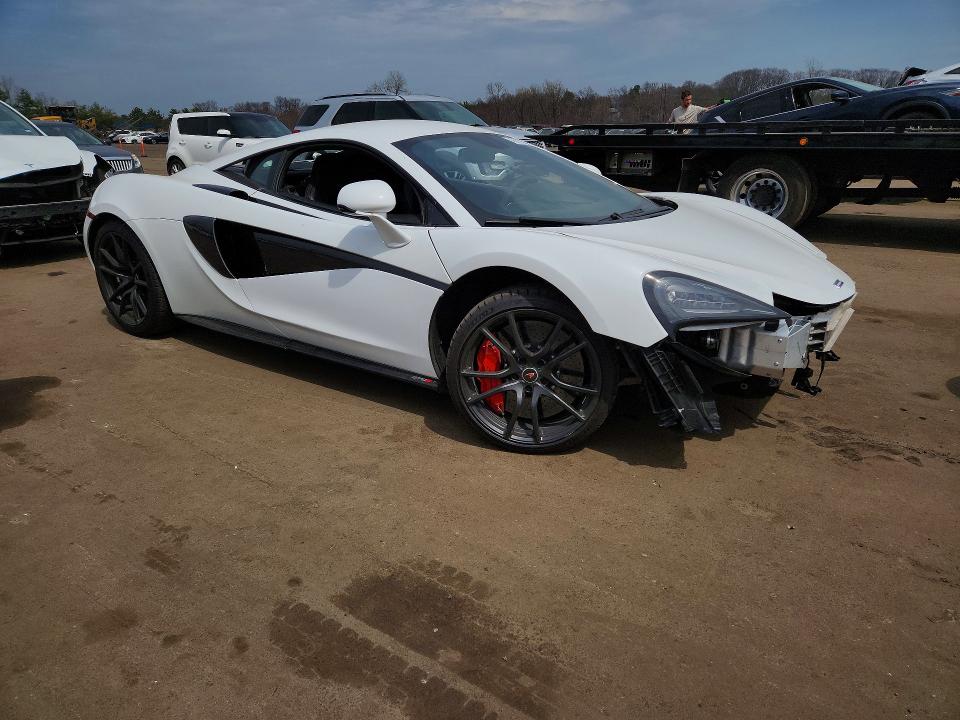 2017 Mclaren automotive 570s VIN SBM13DAA4HW002084 COPART salvage auction — FRONT END, ID - SALVAGE CERTIFICATE OF TITLE, sold $58,500 on 2026-09-03 (photo 4)