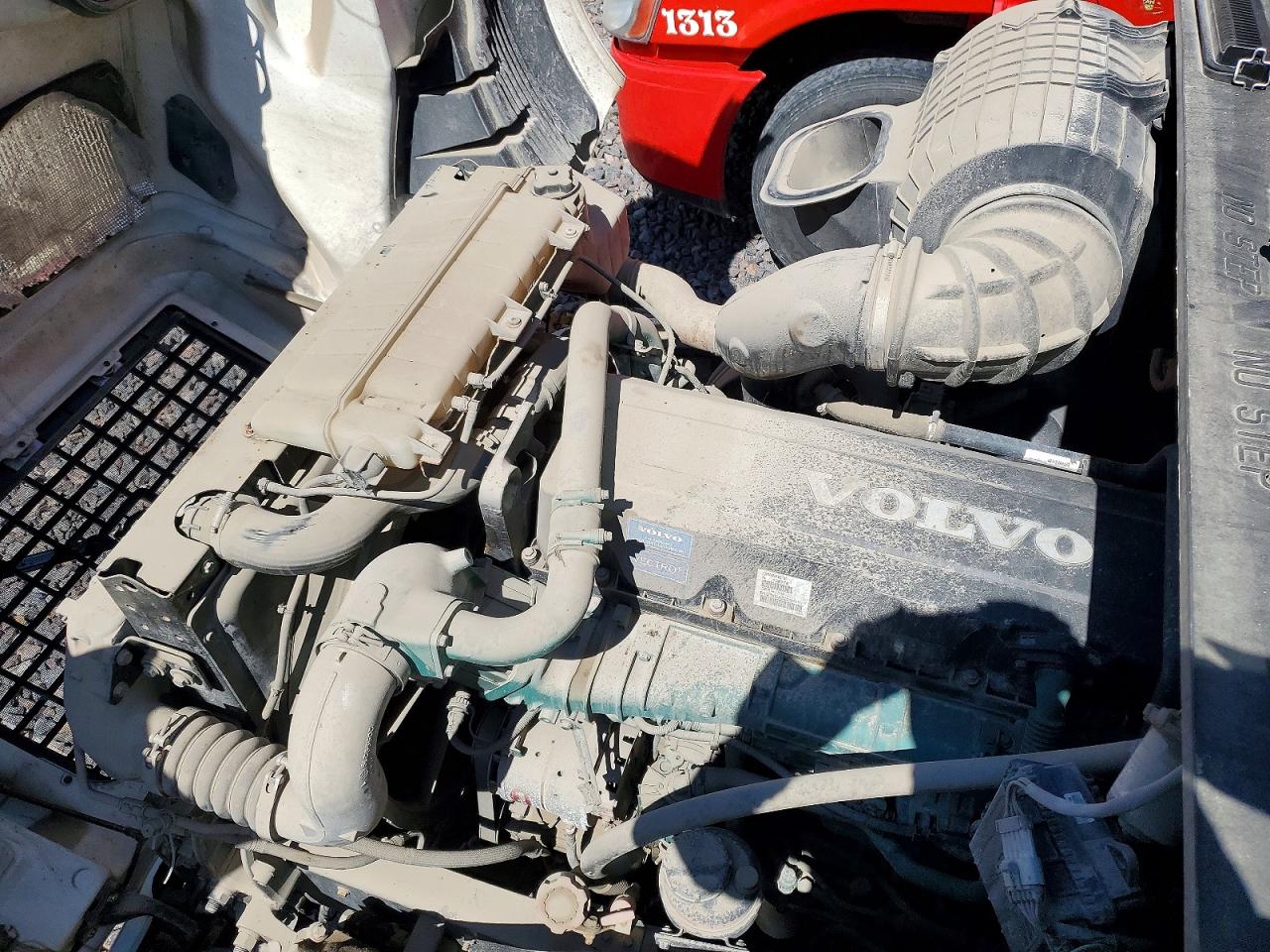 2013 Volvo VNL VIN 4V4NC9EG0DN139775 COPART salvage auction — Top/Roof, TX - CERTIFICATE OF TITLE, sold $1,700 on 2026-07-07 (photo 7)