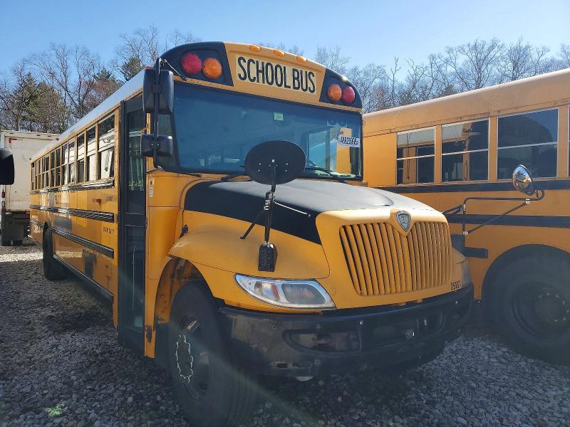 2014 Ic VIN 4DRBUAAN6EB778808 COPART salvage auction — MINOR DENT/SCRATCHES, Ct - Certificate Of Title, sold $1,600 on 2026-09-09 (photo 1)