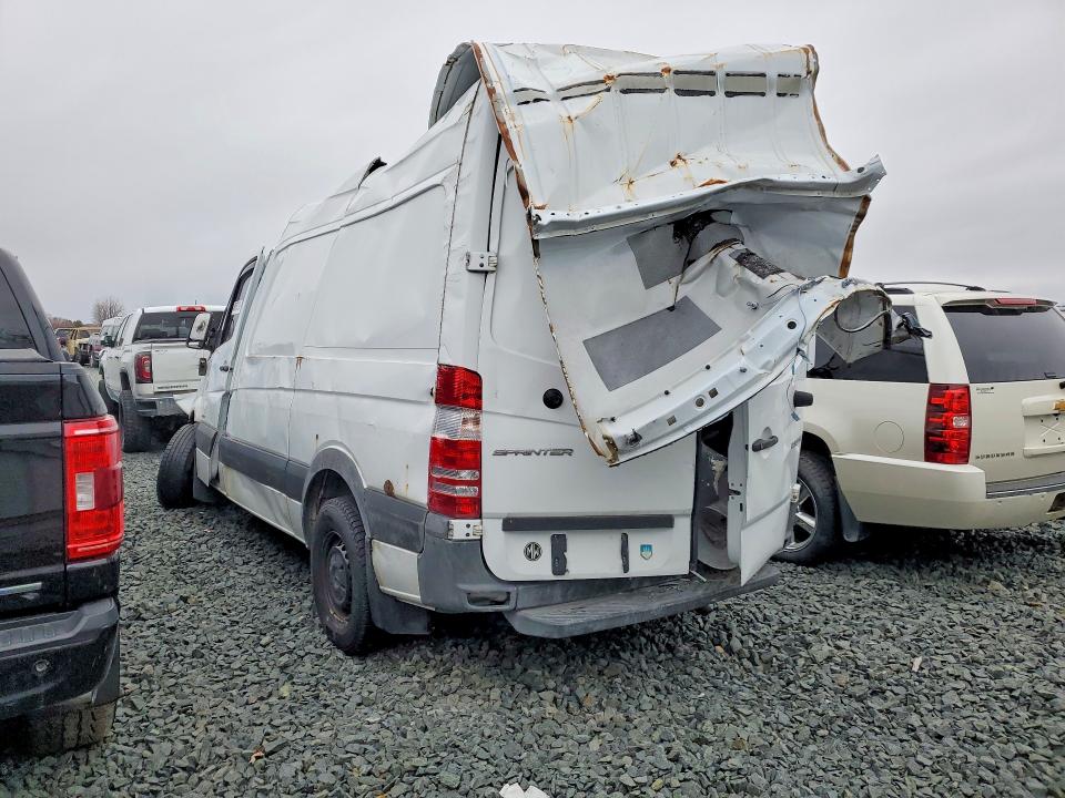 2016 Mercedes-benz Sprinter 2500 VIN WD3PE7DD9GP280454 COPART salvage auction — ALL OVER, Ia - Junking Certificate (P), sold $25 on 2026-07-07 (photo 2)
