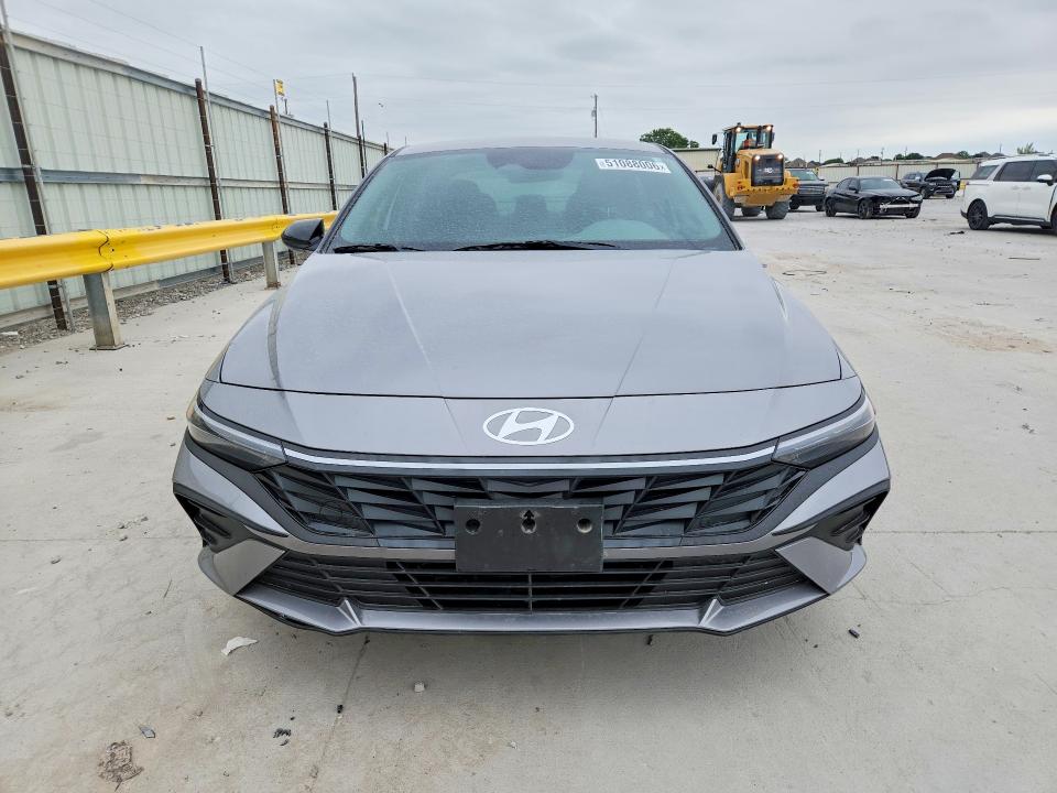 2026 Hyundai Elantra VIN KMHLM4DG5TU145706 COPART salvage auction — SIDE, Tx - Salvage Vehicle Title, sold $8,200 on 2026-07-17 (photo 5)