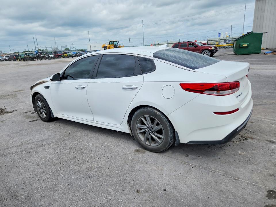 2019 Kia Optima VIN 5XXGT4L31KG297011 COPART salvage auction — ENGINE BURN, OK - CERTIFICATE OF TITLE-JUNKED, sold $150 on 2026-07-16 (photo 2)