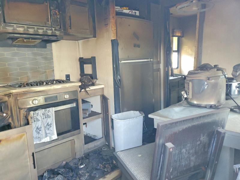 2020 Palonimo Trailers VIN 4X4TPUR29LP083616 COPART salvage auction — Burn Interior, AR - CERTIFICATE OF TITLE, sold $15 on 2026-07-22 (photo 9)