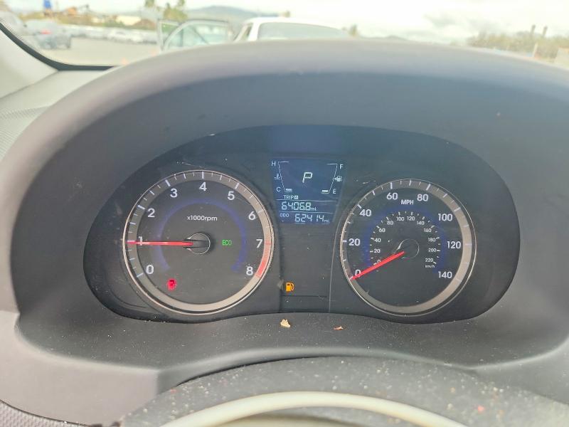 2013 Hyundai Accent VIN KMHCU5AE3DU078596 COPART salvage auction — REAR END, Hi - Certificate Of Salvage, sold $25 on 2026-07-27 (photo 9)