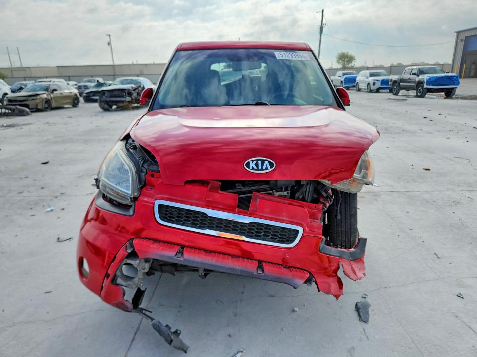 2010 Kia Soul VIN KNDJT2A26A7069758 COPART salvage auction — FRONT END, Tx - Salvage Vehicle Title, sold $275 on 2026-07-24 (photo 5)