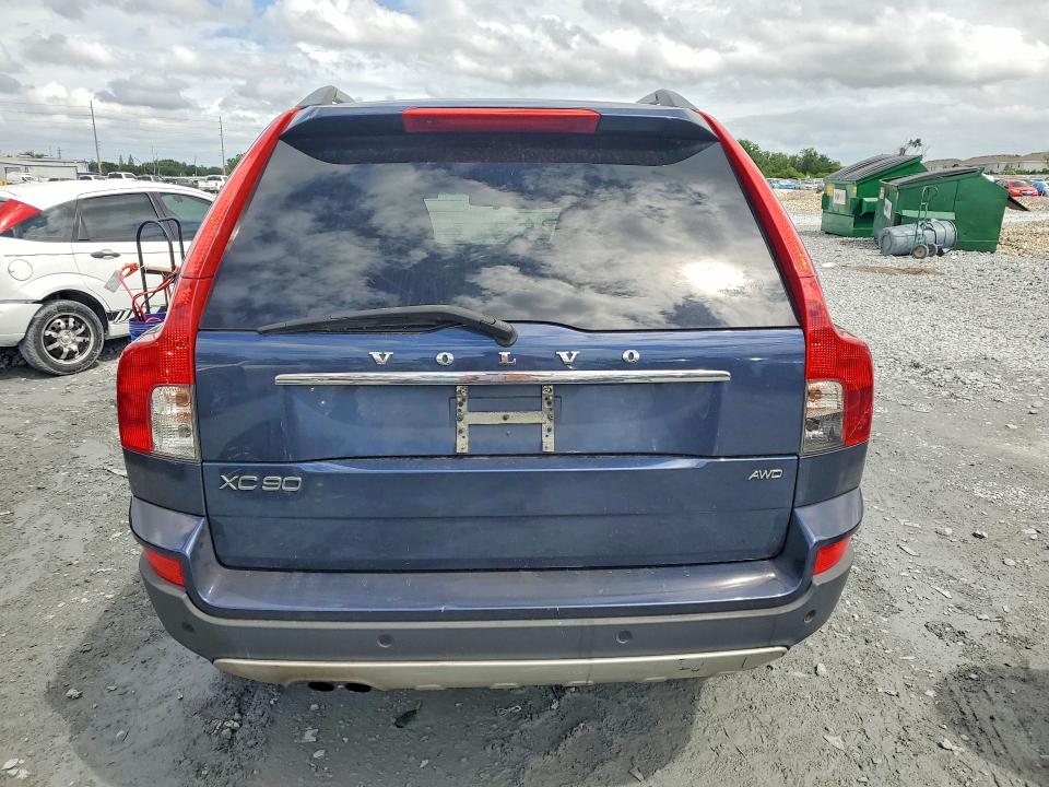 2012 Volvo VIN YV4952CZXC1609977 COPART salvage auction — FRONT END, Salvage Title, sold $350 on 2026-08-04 (photo 6)
