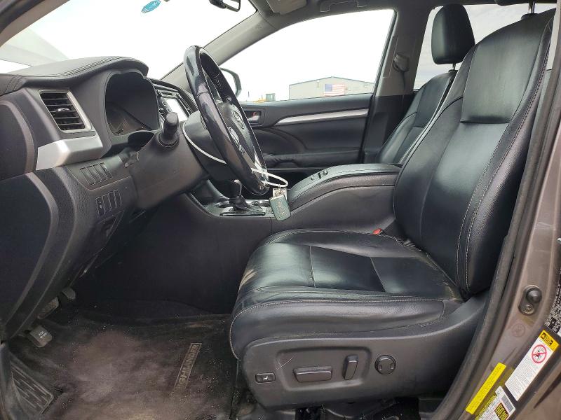 2015 Toyota VIN 5TDJKRFH9FS167236 COPART salvage auction — FRONT END, Tx - Salvage Vehicle Title, sold $7,700 on 2026-07-07 (photo 7)