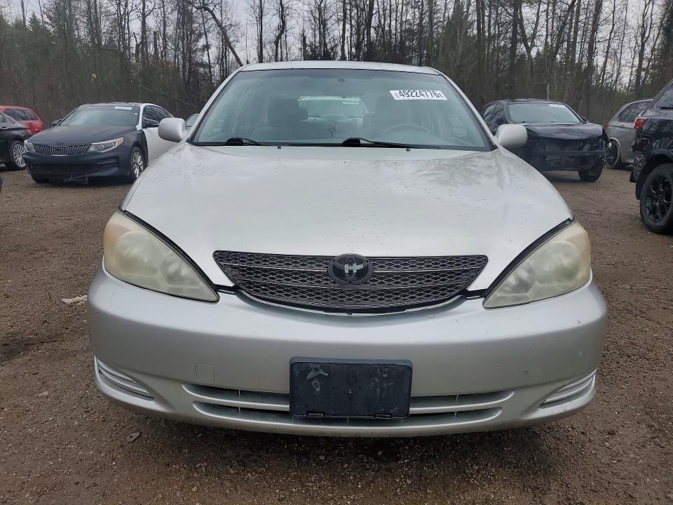 2002 Toyota Camry VIN JTDBE32K820135286 COPART salvage auction — FRONT END, ON - PERMIT NO BRAND - UNFIT, sold $550 on 2026-07-23 (photo 5)
