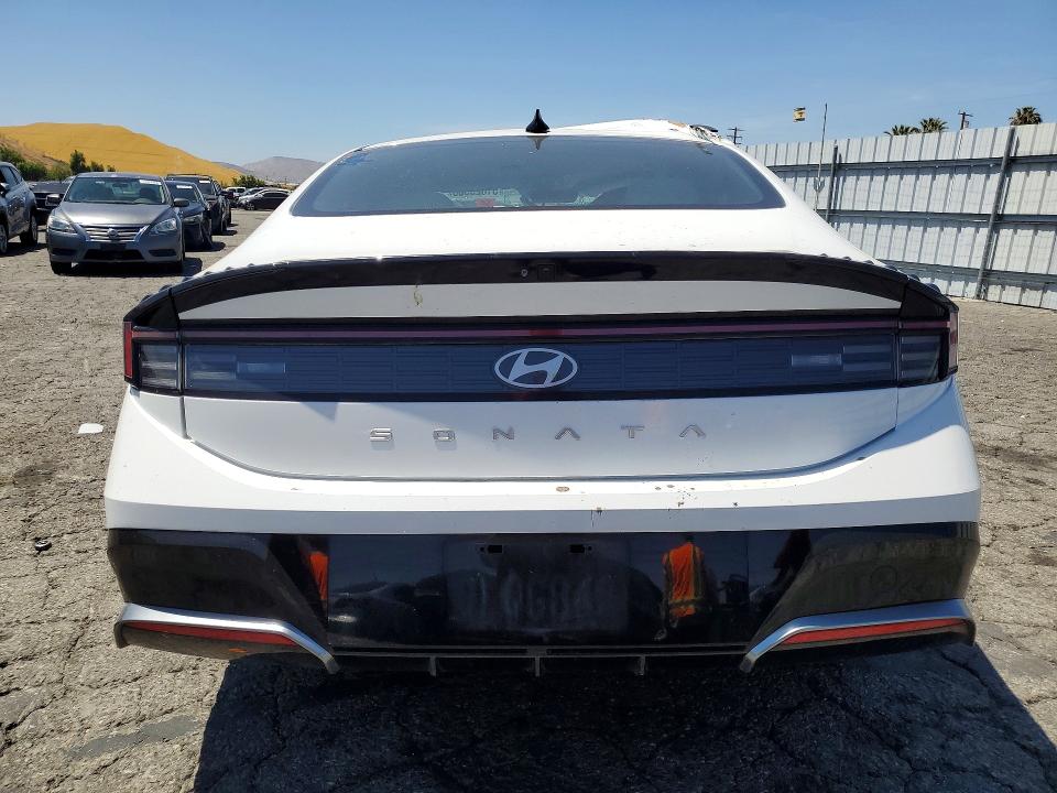 2024 Hyundai Sonata VIN KMHL64JA2RA384697 COPART salvage auction — SIDE, Fl - Dlr Only Cert Of Destruction (P), sold $2,950 on 2026-07-27 (photo 6)