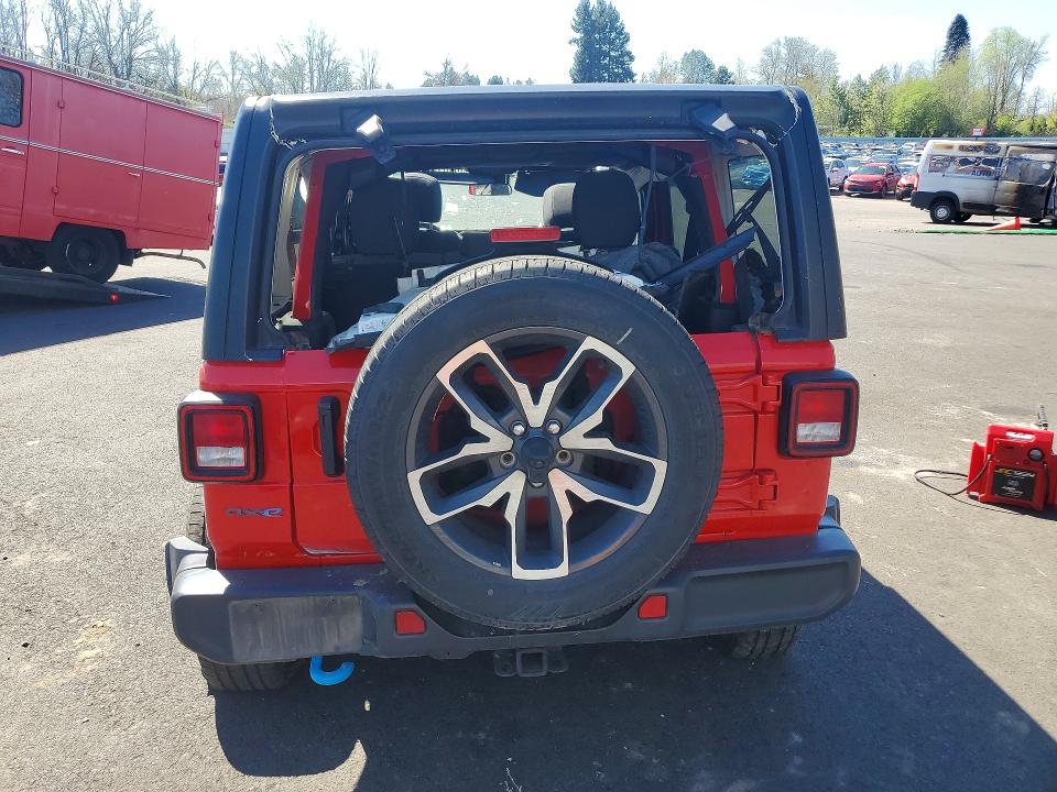2024 Jeep Wrangler / VIN 1C4RJXN64RW283393 COPART salvage auction — ROLLOVER, Ca - Non-Repairable Vehicle Cert, sold $550 on 2026-07-20 (photo 6)