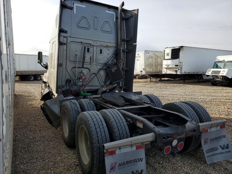 2020 Freightliner Cascadia VIN 3ALXGF008LDLG8158 COPART salvage auction — FRAME DAMAGE, MN - CERT OF TITLE-SALVAGE, sold $6,100 on 2026-09-03 (photo 3)