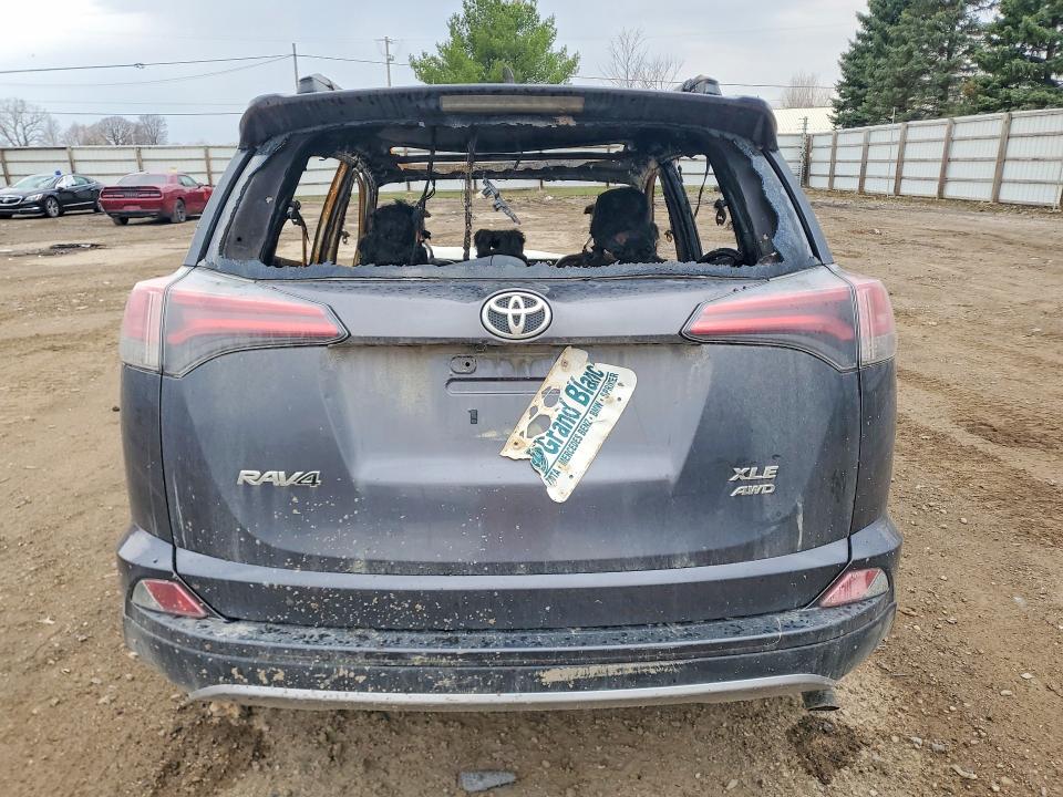 2017 Toyota Rav 4 VIN JTMRFREV1HD202414 COPART salvage auction — BURN, Mi - Scrap Certificate Of Title, sold $200 on 2026-07-22 (photo 6)